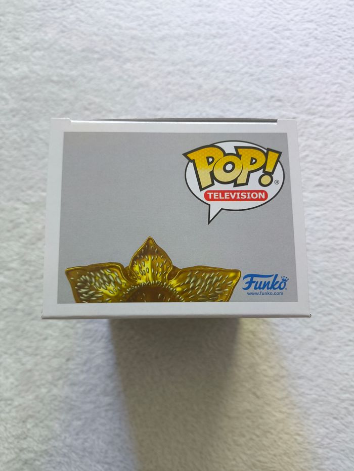 Figurine Funko Pop! 1789 Supreme Limited Edition de tranger Things – Demogorgon (Gold) - photo numéro 4