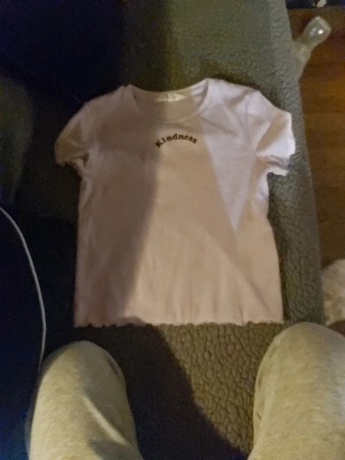 T-shirt h&m taille 12ans 152cm - photo numéro 1