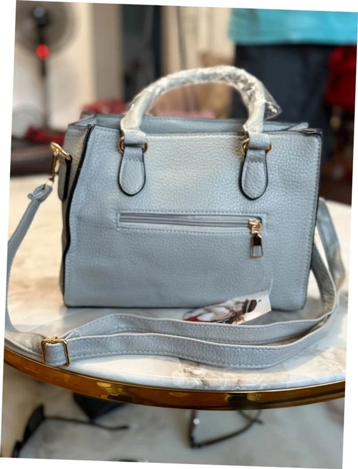 Sac à main à bandoulière - photo numéro 2