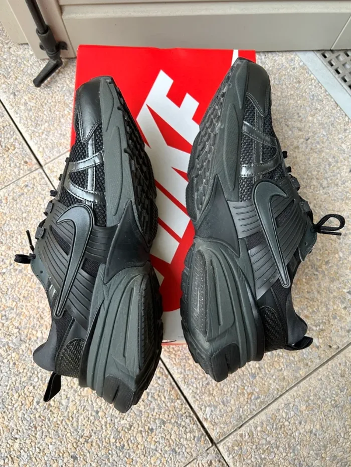 Chaussures baskets homme Nike v2k run taille 47 - photo numéro 10