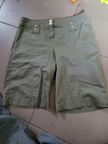 Bermuda taille 40