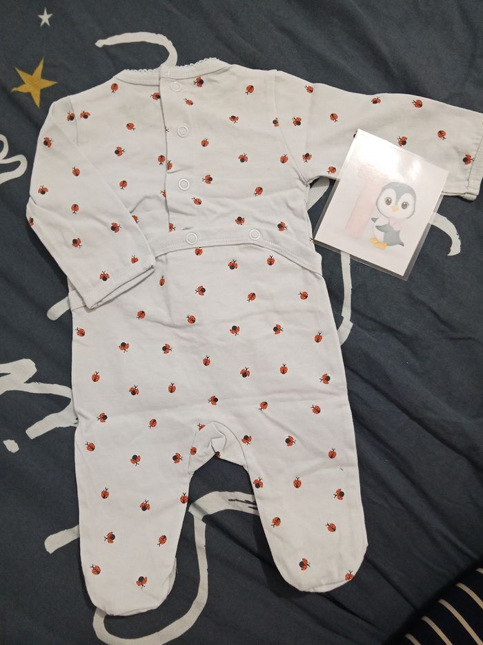 Pyjama "jolie chérie - coccinelle" _ 1 mois - photo numéro 2