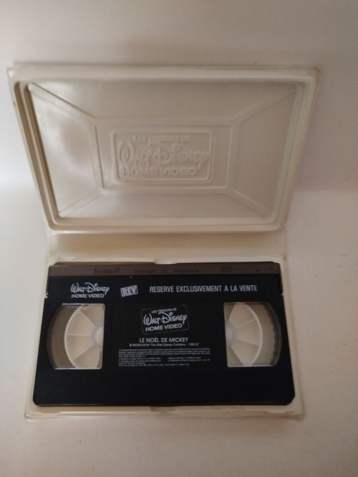 VHS - Les trésors de Walt Disney - Le noël de Mickey - photo numéro 5