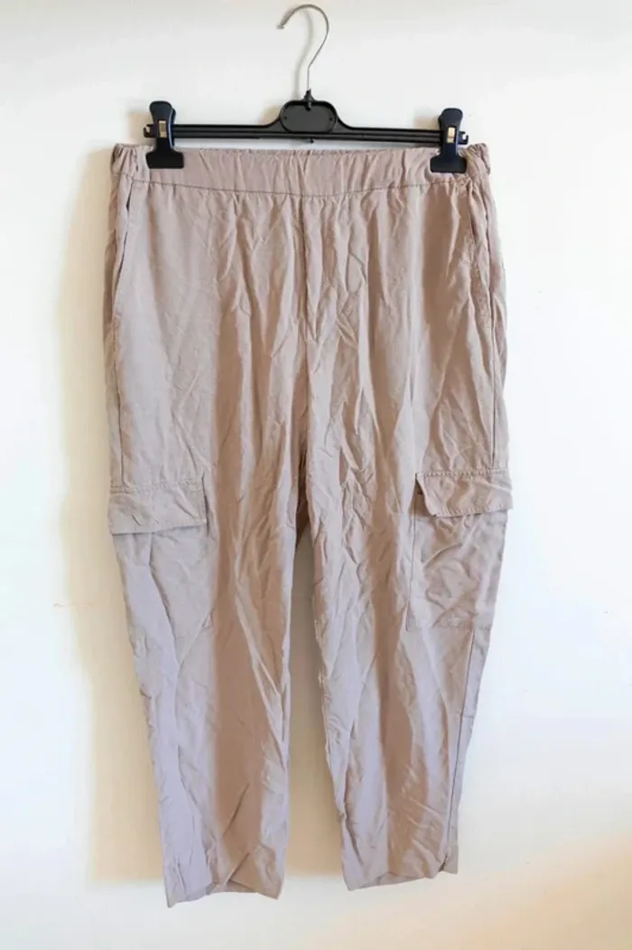 C47 pantalon gris Mango L