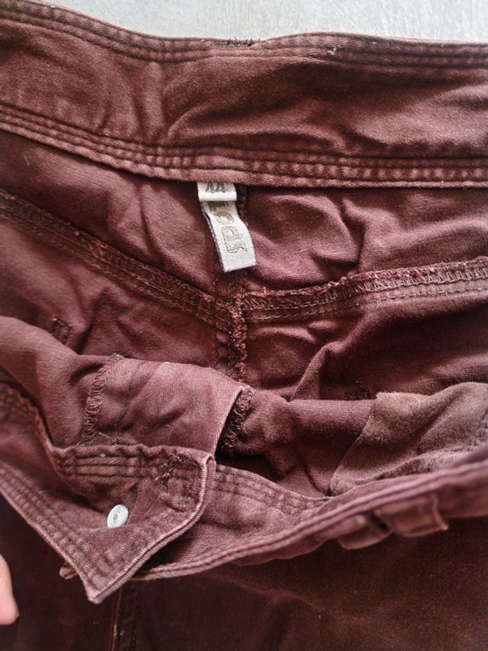 Short marron - photo numéro 3