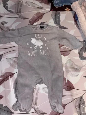pyjama gris