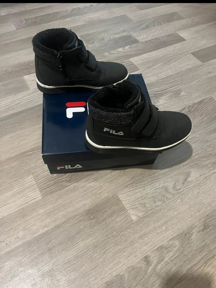 Chaussures bottine Fila taille 33 - photo numéro 2