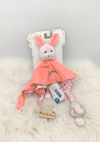 Doudou plat Lapin Corail rose orange Arc en ciel Gipsy