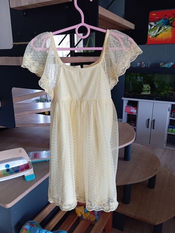 Robe jaune