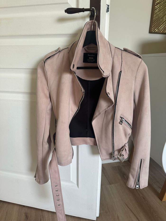 Perfecto velours rose Bershka