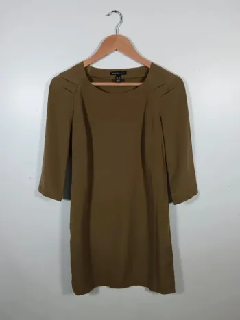 C6 robe kaki Mango XS