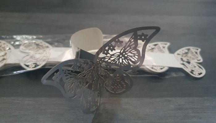 Rond de serviettes papillon
