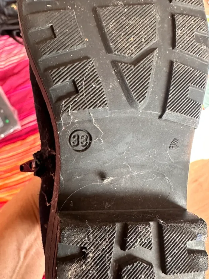 Bottines en daim 33 - photo numéro 2