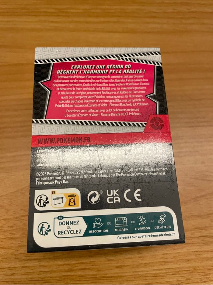 Bundle Pokémon 10.5 Flamme Blanche - photo numéro 2