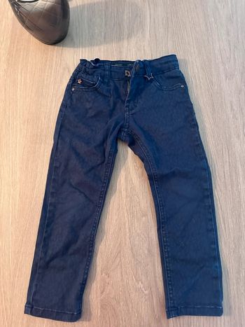 Jean ikks taille 3ans