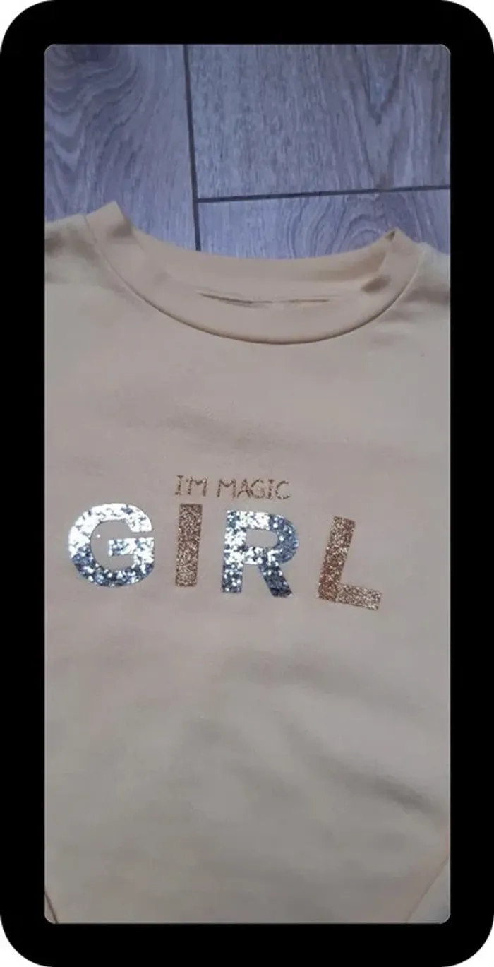 Pull type sweat kiabi jaune "i'm magic girl" 12 ans neuf jamais porté - photo numéro 2