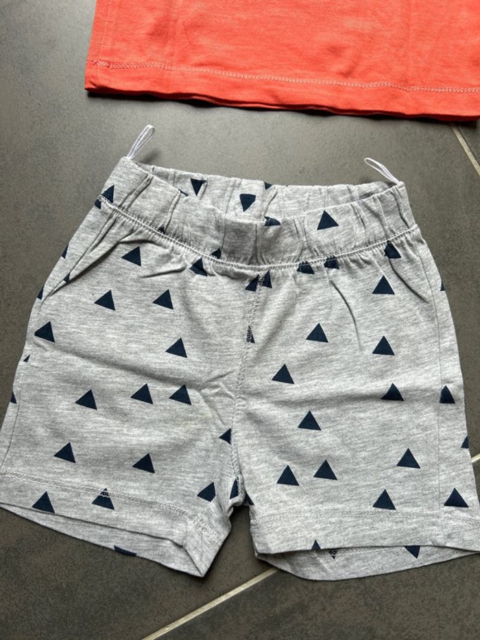 Ensemble 2 articles: t-shirt tigre sans manches débardeur et short été neuf c&a bébé garçon - photo numéro 6