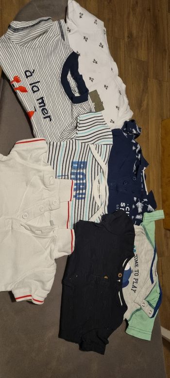 Lot tee shirt garçon 12 mois