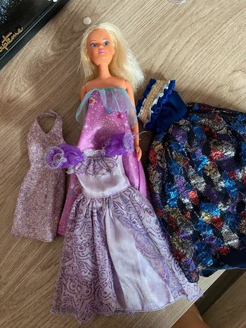 Barbie enceinte