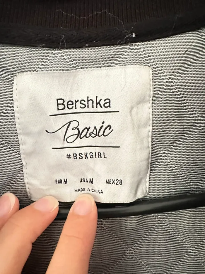 Veste noire Bershka - photo numéro 3