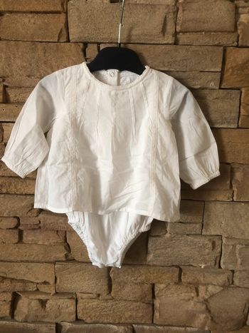 Joli haut body 0-3 mois