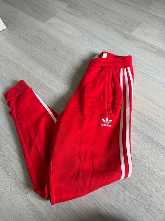 survêtement adidas - photo numéro 1