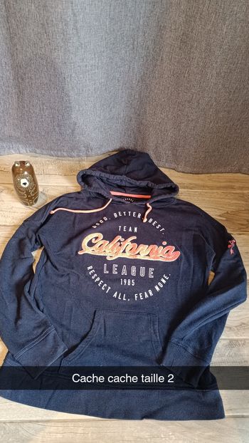 Pull a capuche