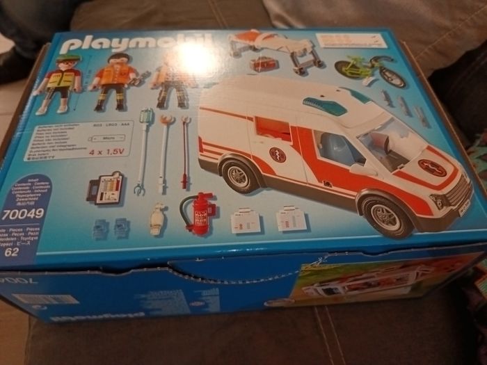 Ambulance playmobil - photo numéro 5