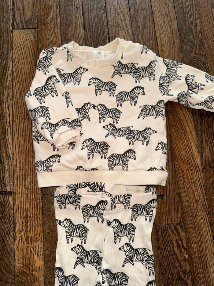 Ensemble H&M 6 mois - photo numéro 2