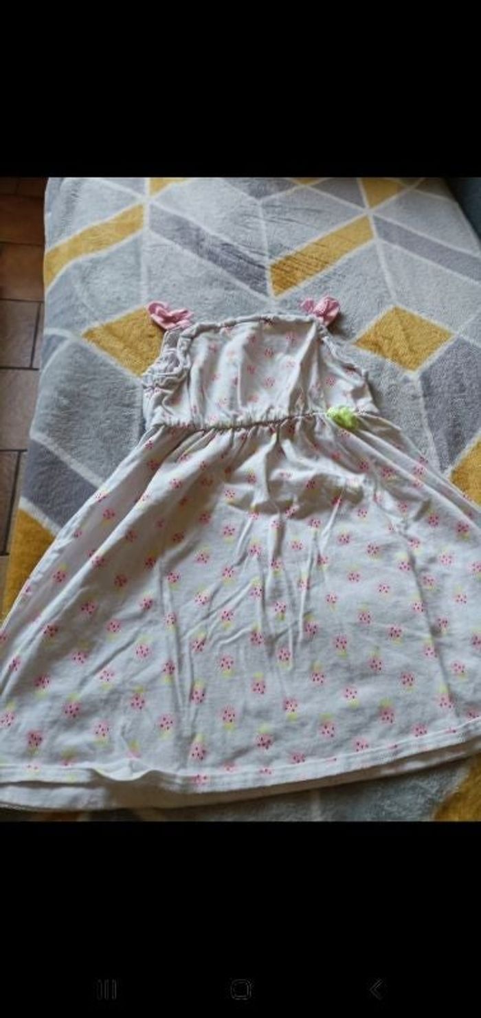 Robe 2 ans