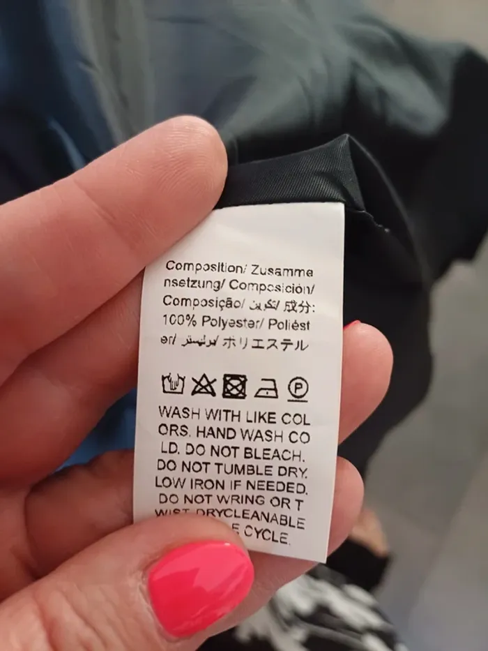 Manteau noir - photo numéro 6