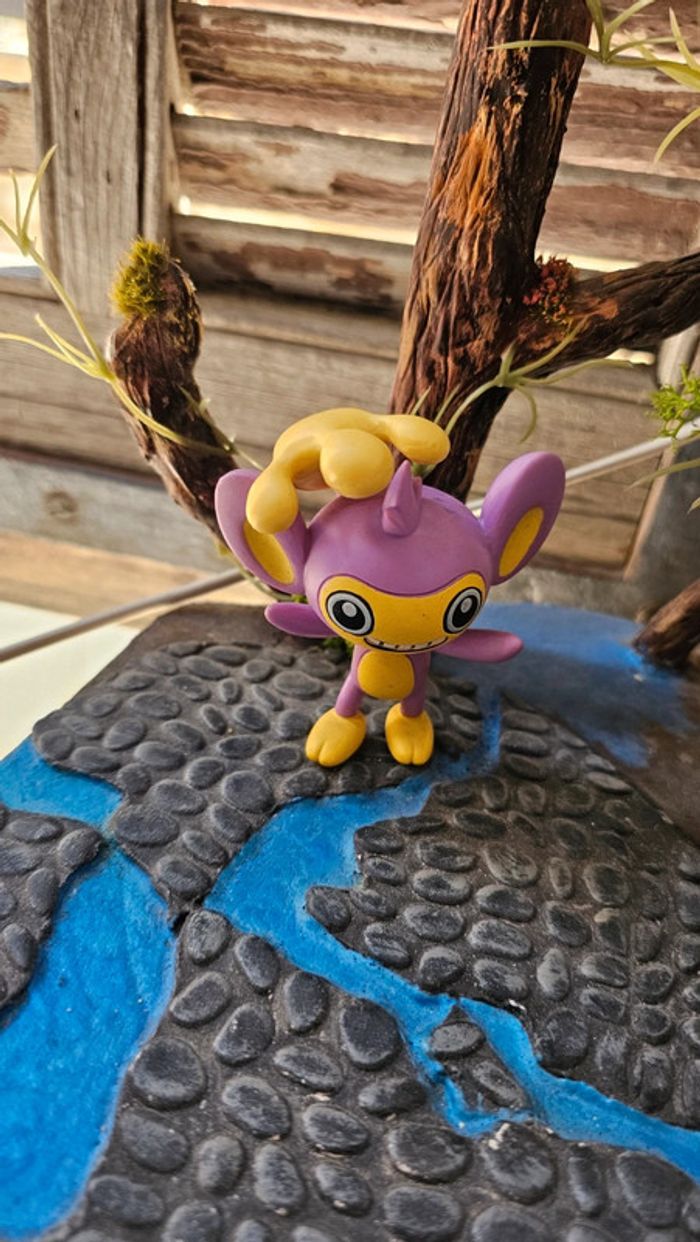 Super figurine Pokemon Nintendo capumain