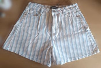 Short Miss Guided peu portée