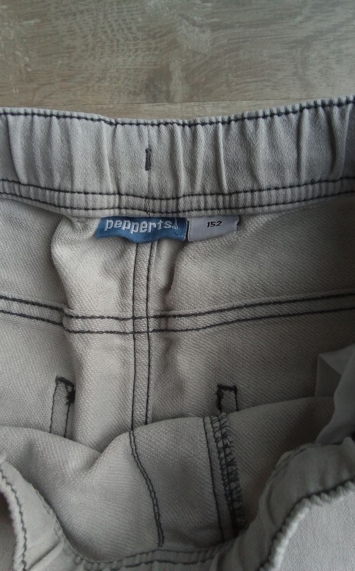 Short gris - photo numéro 2