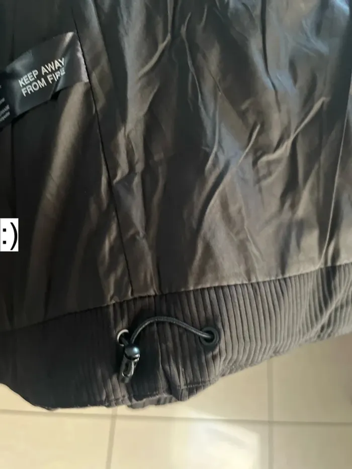 Superbe veste à capuche avec doublure taille S marque Kenzarro Paris - photo numéro 8