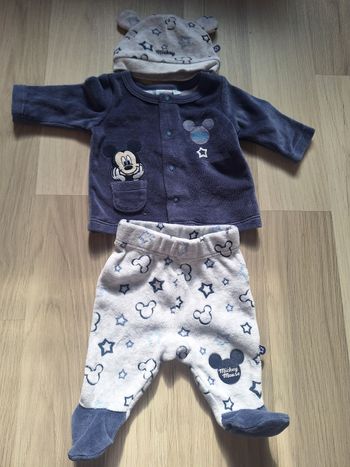 Tenue bébé