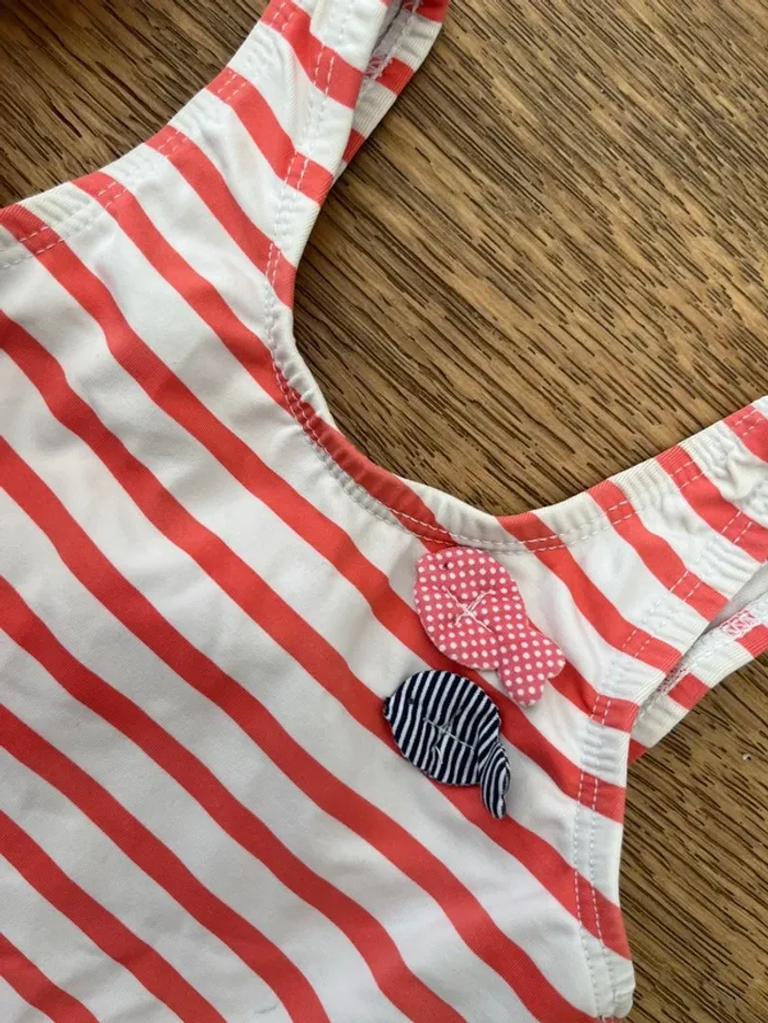 Lot de maillots de bain fille 24 mois - photo numéro 2