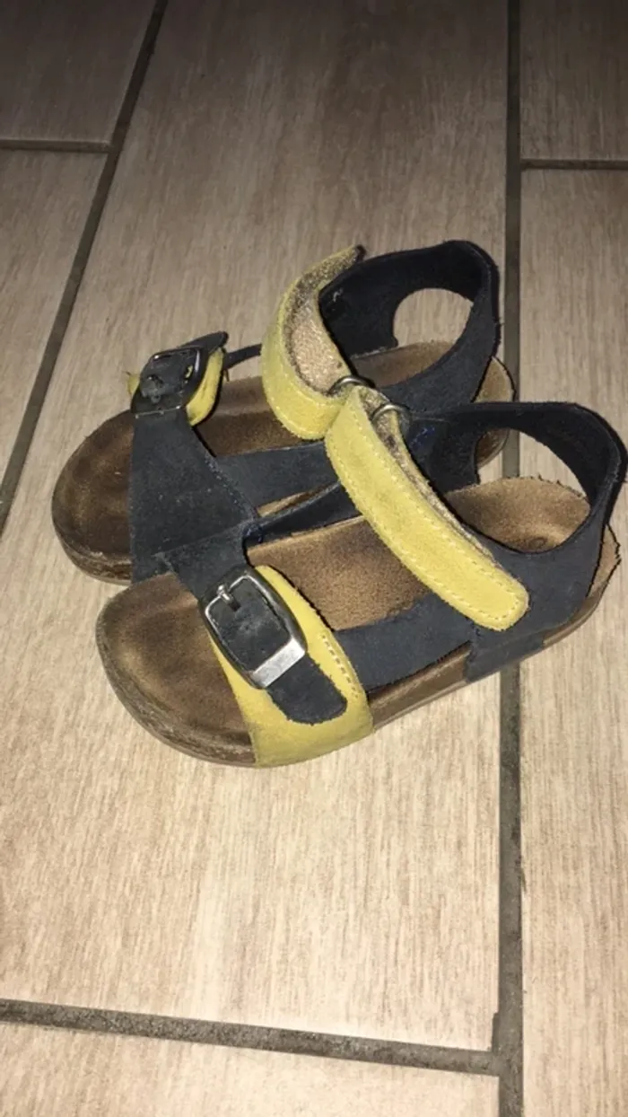 Sandale frimouss