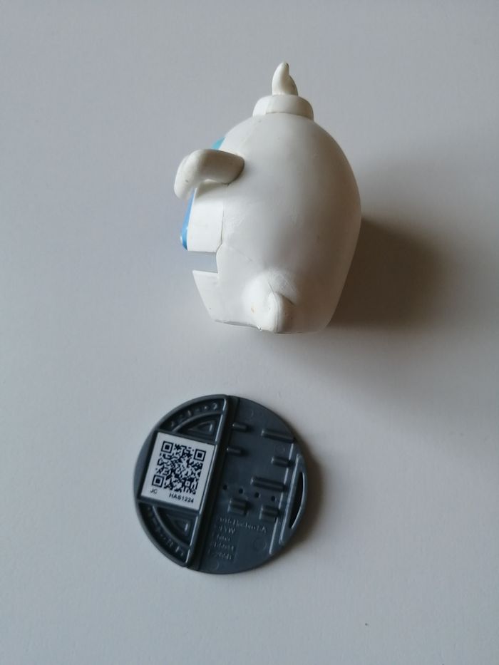 figurine et médaillon yo-kaï watch - photo numéro 6