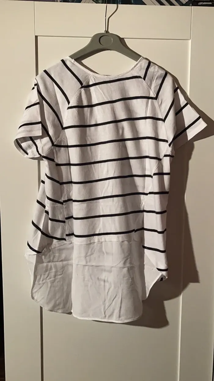 t-shirt rayé - photo numéro 2