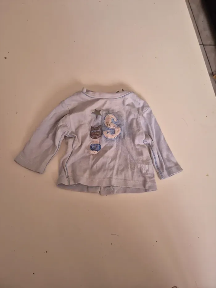 T-shirt à manches longues 1 mois