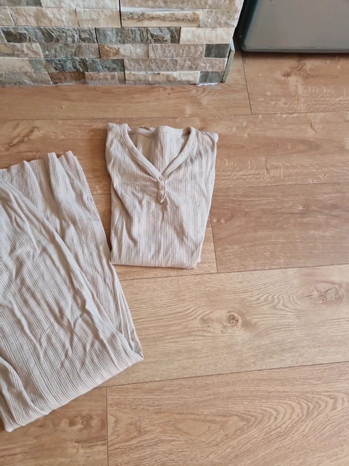 Pyjama beige - photo numéro 3