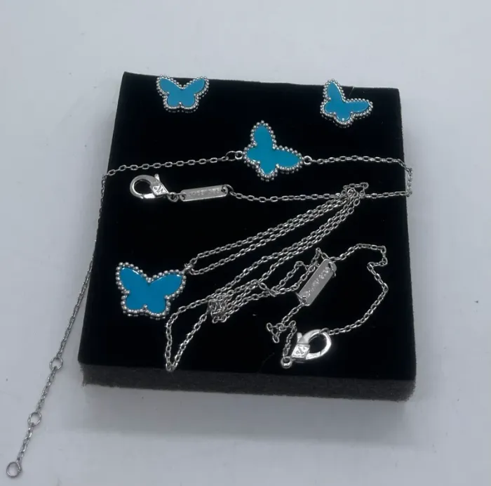 Parure pour femme argenté motif papillon 🦋 - photo numéro 10