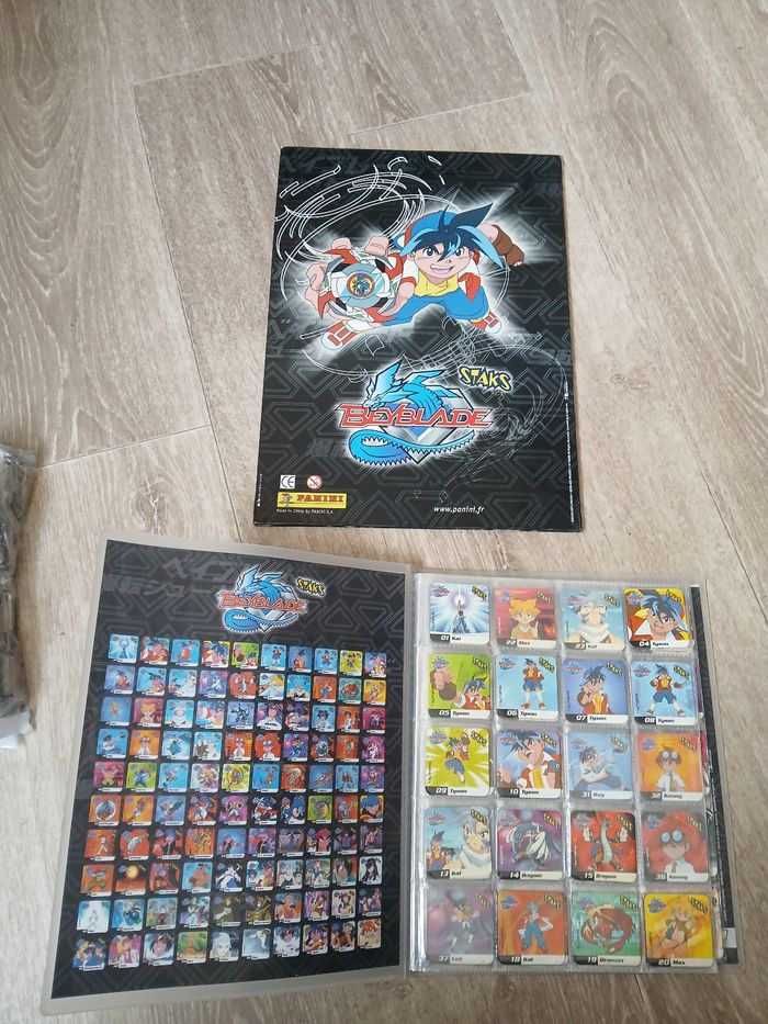 Jeu de Staks beyblade panini - photo numéro 3