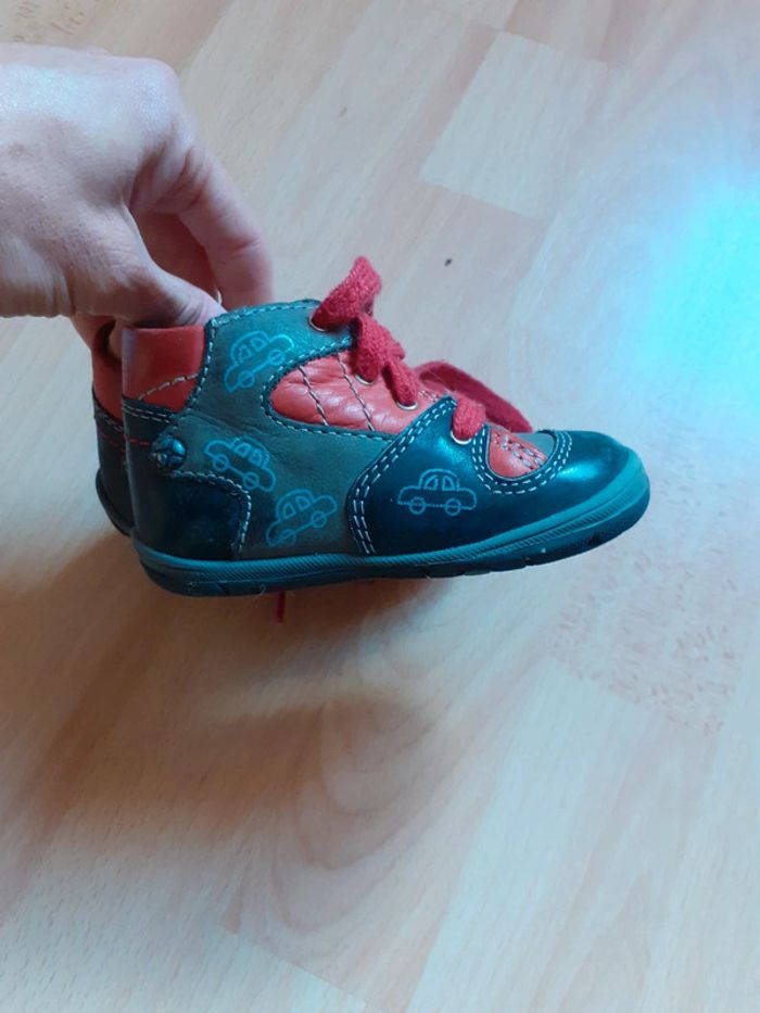 Chaussures orchestra taille 19 - photo numéro 2