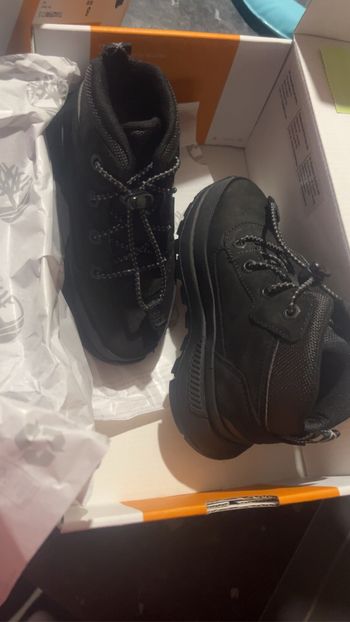 Bottines Timberland taille 26 neuve avec boîte
