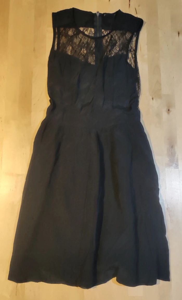 Petite robe noir dentelle