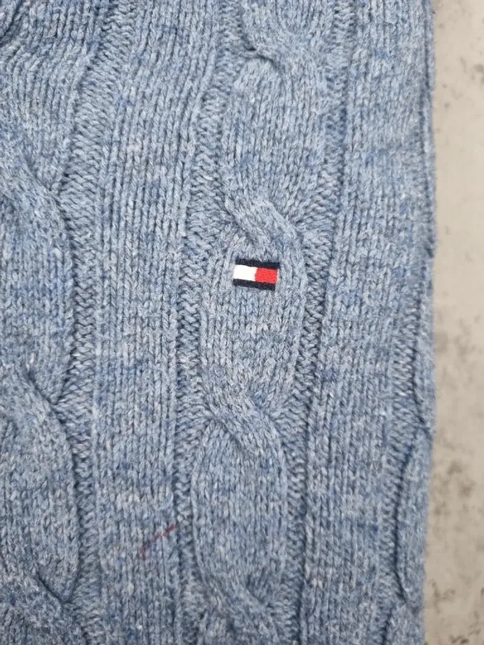 Pull torsadé col châle Tommy Hilfiger – Bleu clair – Taille L Hommes (mesures en photos) - photo numéro 5