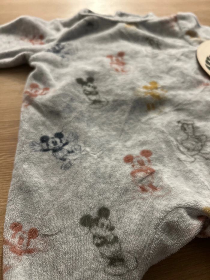 Pyjama gris motifs Mickey - photo numéro 3