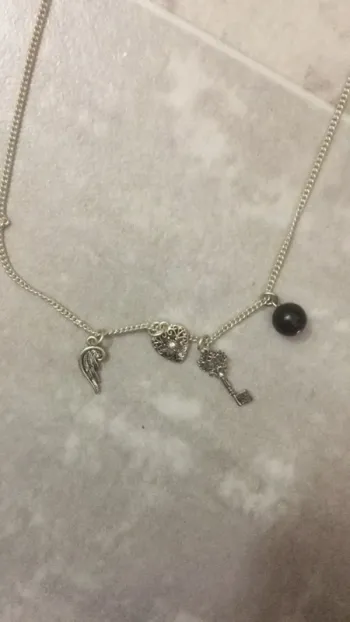 Collier pendentif